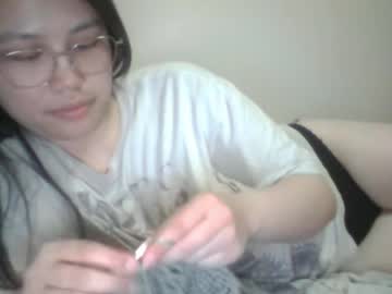 ponies4play's chat room