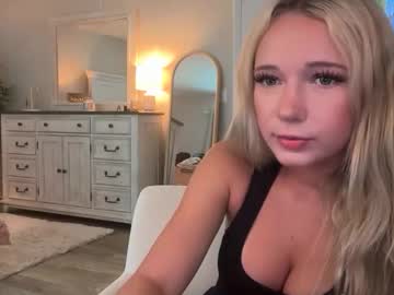 roxyrain2736's chat room