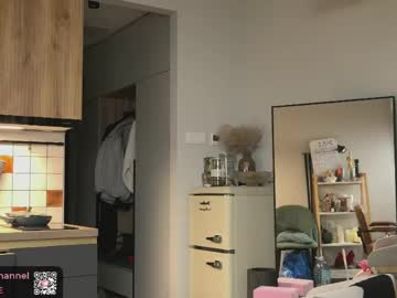 aileen__'s chat room