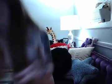 yellowpony121212's chat room