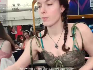 tiggerrosey's chat room