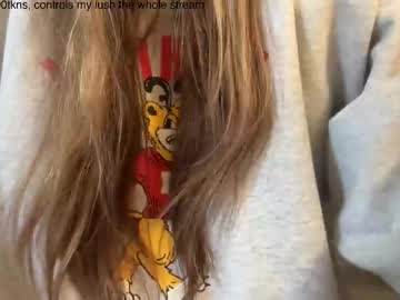 fantasyella's chat room