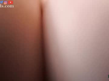 serareads's chat room