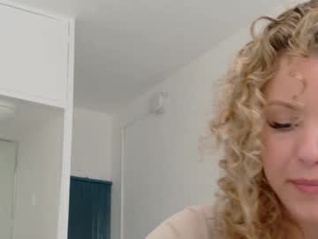 theislandgirl's chat room