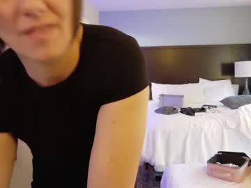 ashelynngrey1986's chat room