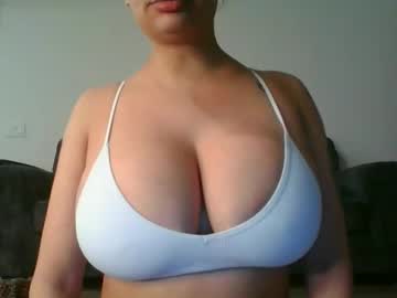 erin2025's chat room