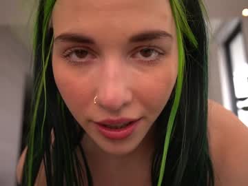 bailey_eilish's chat room