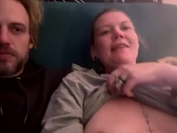 dickeddownsouth's chat room