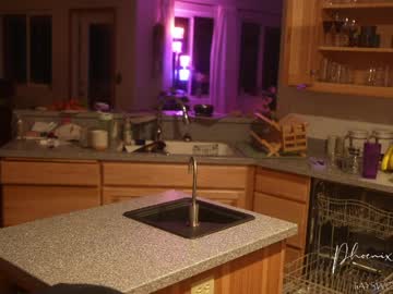 phoenix_taylor's chat room