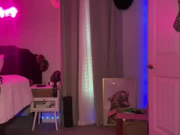 brielledaviss's chat room