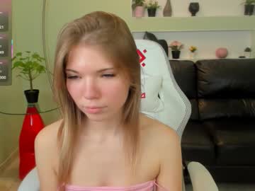 michafox's chat room