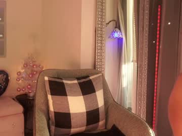 mysticxkitty's chat room