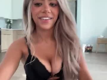 juliaabrooks's chat room