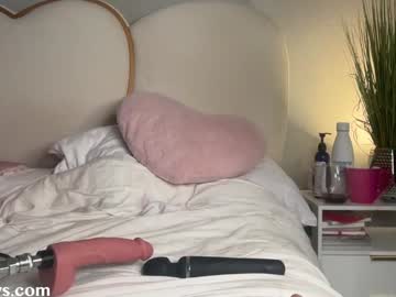 saraloverays's chat room