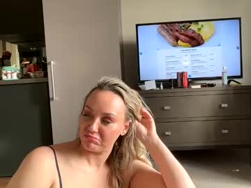 cumguzzlingskank's chat room