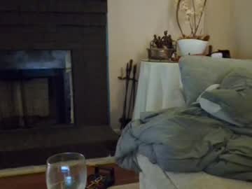 tinywithtiddies's chat room