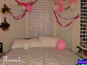 violetttflowers's chat room