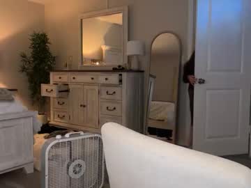 roxyrain2736's chat room