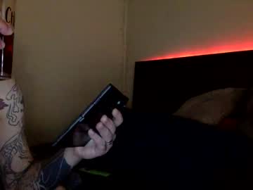 doubleendeddesire's chat room