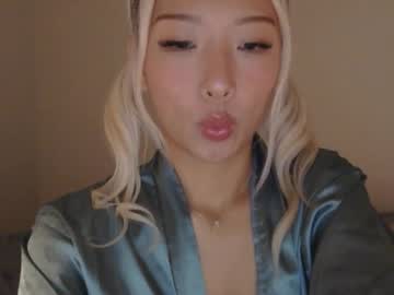 vivianwinters's chat room