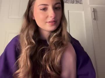 fantasyella's chat room