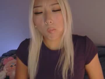 vivianwinters's chat room