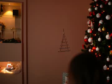 newchloe18's chat room