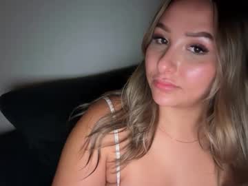 nicolelovesyou444's chat room