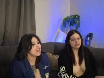 miacanela_xo's chat room