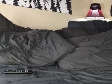 reee4mebb's chat room