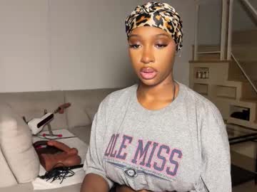 violet6xft's chat room