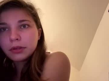 deepthroatqueen33's chat room