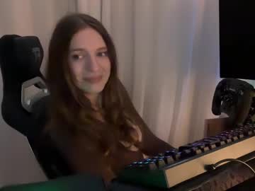 lunasnows's chat room