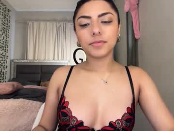 sophiasecretsx's chat room