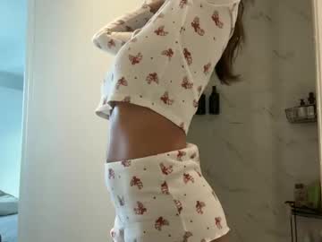 camiliakxoxo's chat room