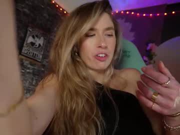 lucy_gooosey's chat room