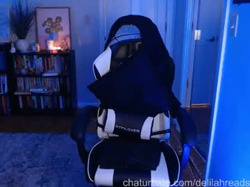 delilahreads's chat room