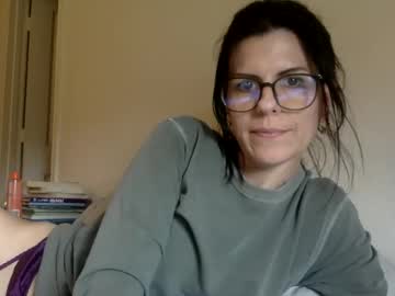 sweetriddance's chat room