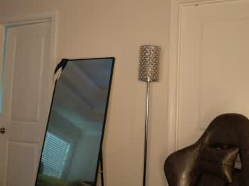 butterflybootyy's chat room