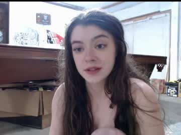 rosegold18's chat room