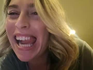 alyjeanne0420's chat room