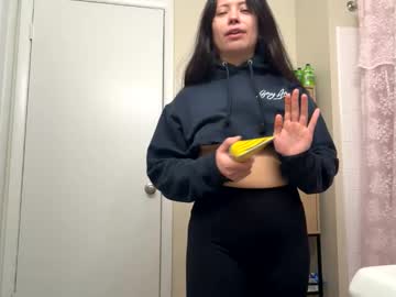 petitelatinamama's chat room