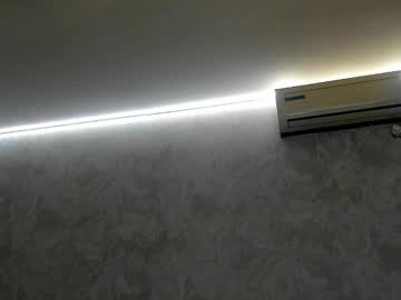 v_deville's chat room