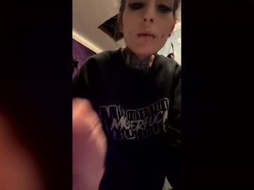 allymoon1369's chat room