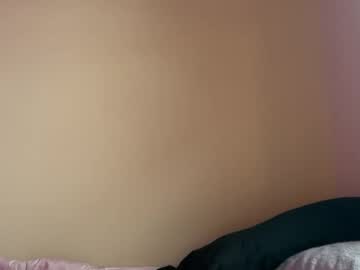 chloeros3e's chat room