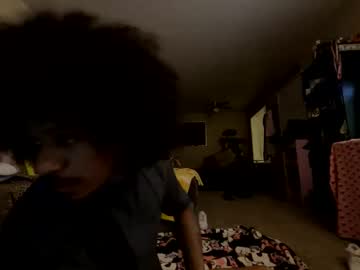 prettyandpinkkk's chat room