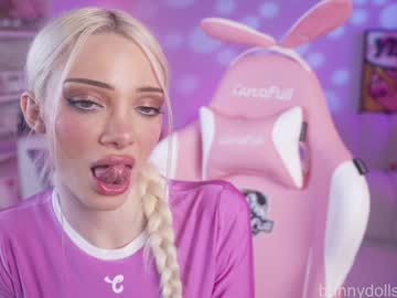 bunnydollstella's chat room