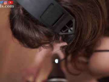 serareads's chat room