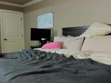 kyliebkillinit's chat room