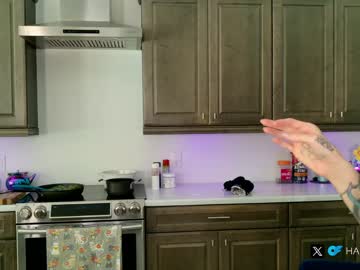 harliequinnx's chat room